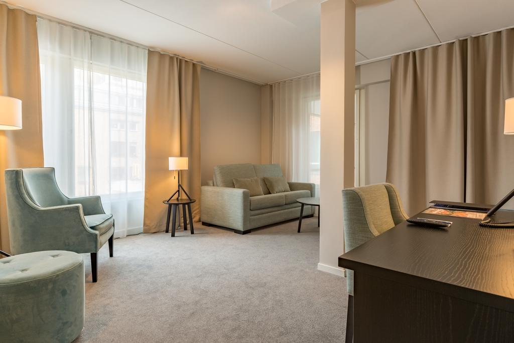 Best Western Plus Hotel Plaza Vasteras Bagian luar foto